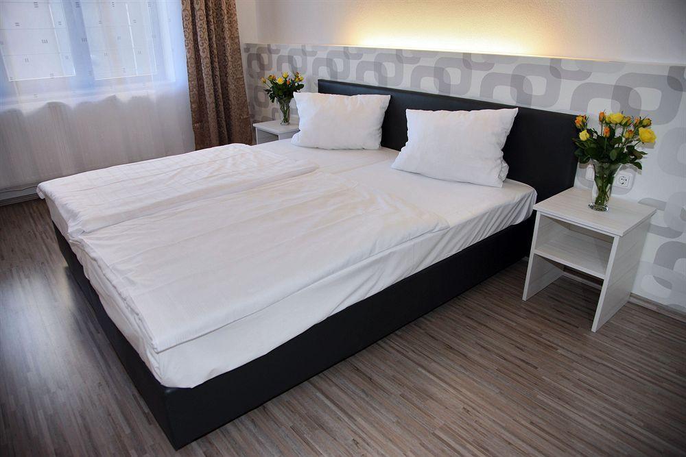 Fair Hotel Moenchengladbach City מראה חיצוני תמונה